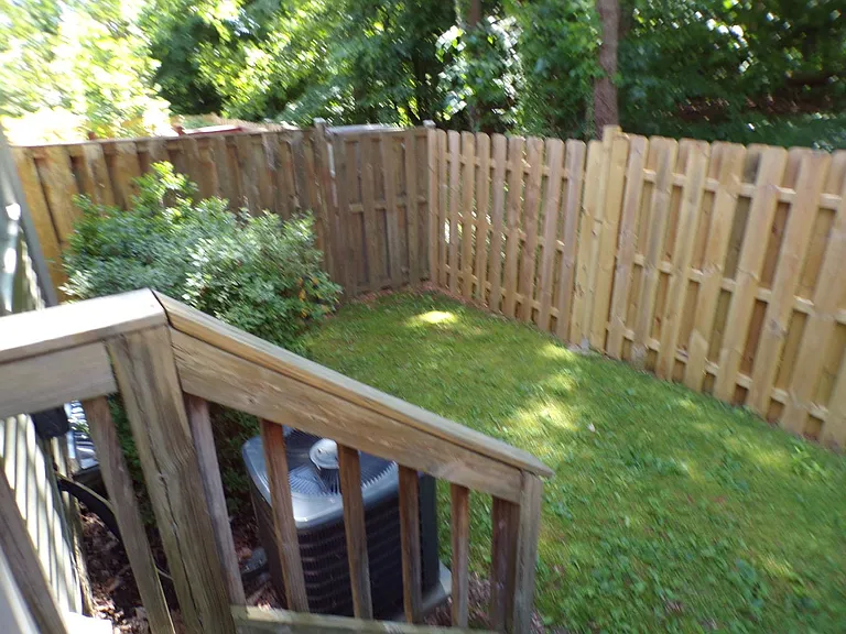 8305 Ridge Crossing Ln — Photo 10