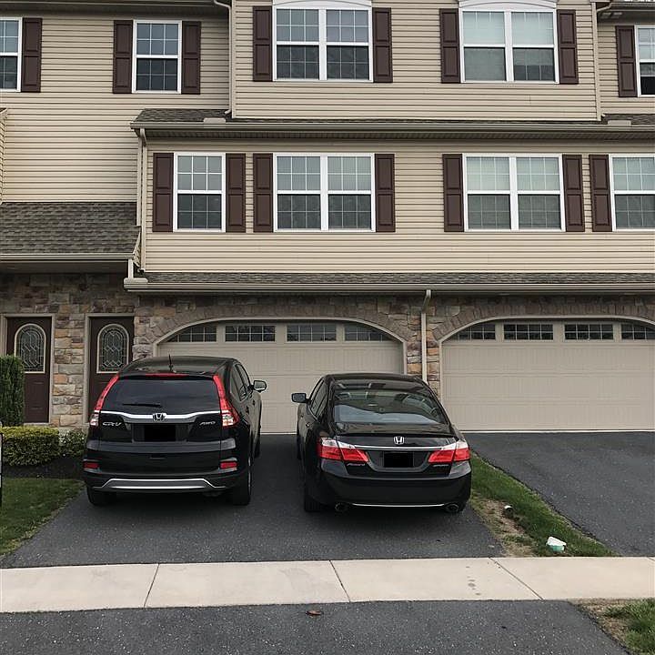 1st image of 326 Weatherstone Dr