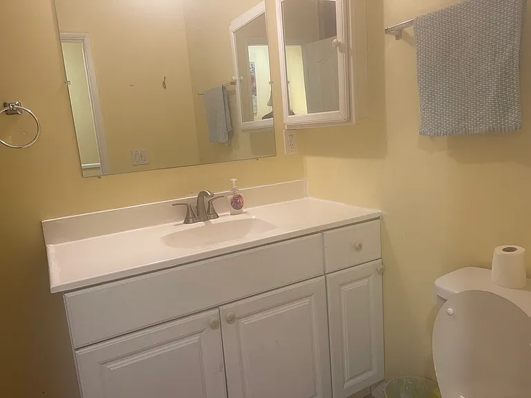 2548 Mayflower Ave #B — Photo 48