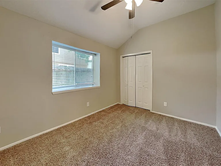 13215 Noblecrest Dr — Photo 12