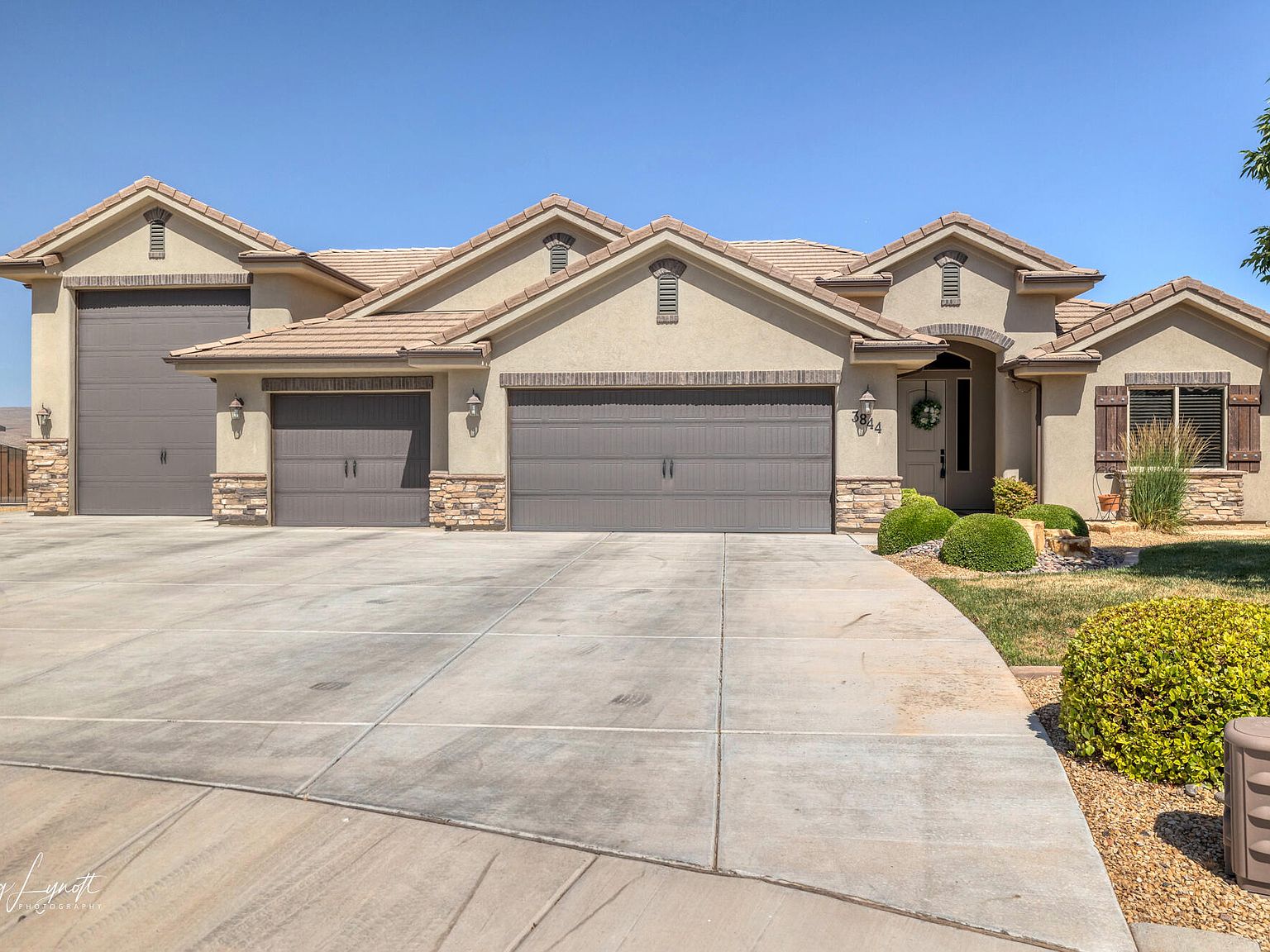 3844 S La Costa Cir, St UT 84790 MLS 23241948 Zillow