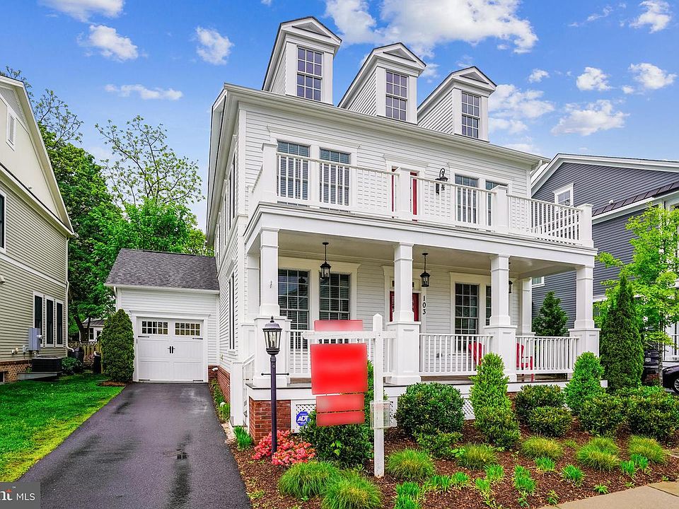 1st image of 103 Vinehaven Way