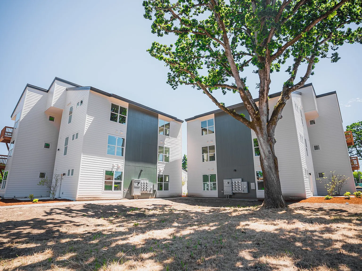 Waller Apartments — Photo 4