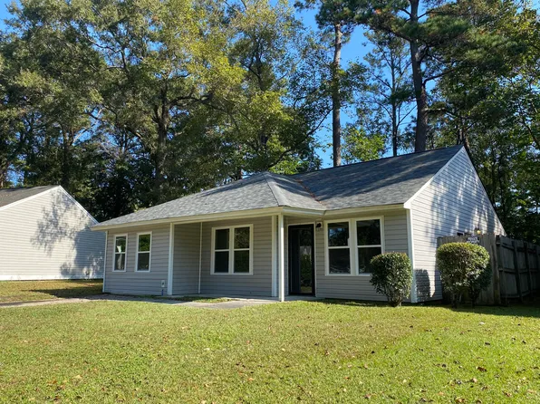 208 Mickler Dr, Ladson, SC 29456