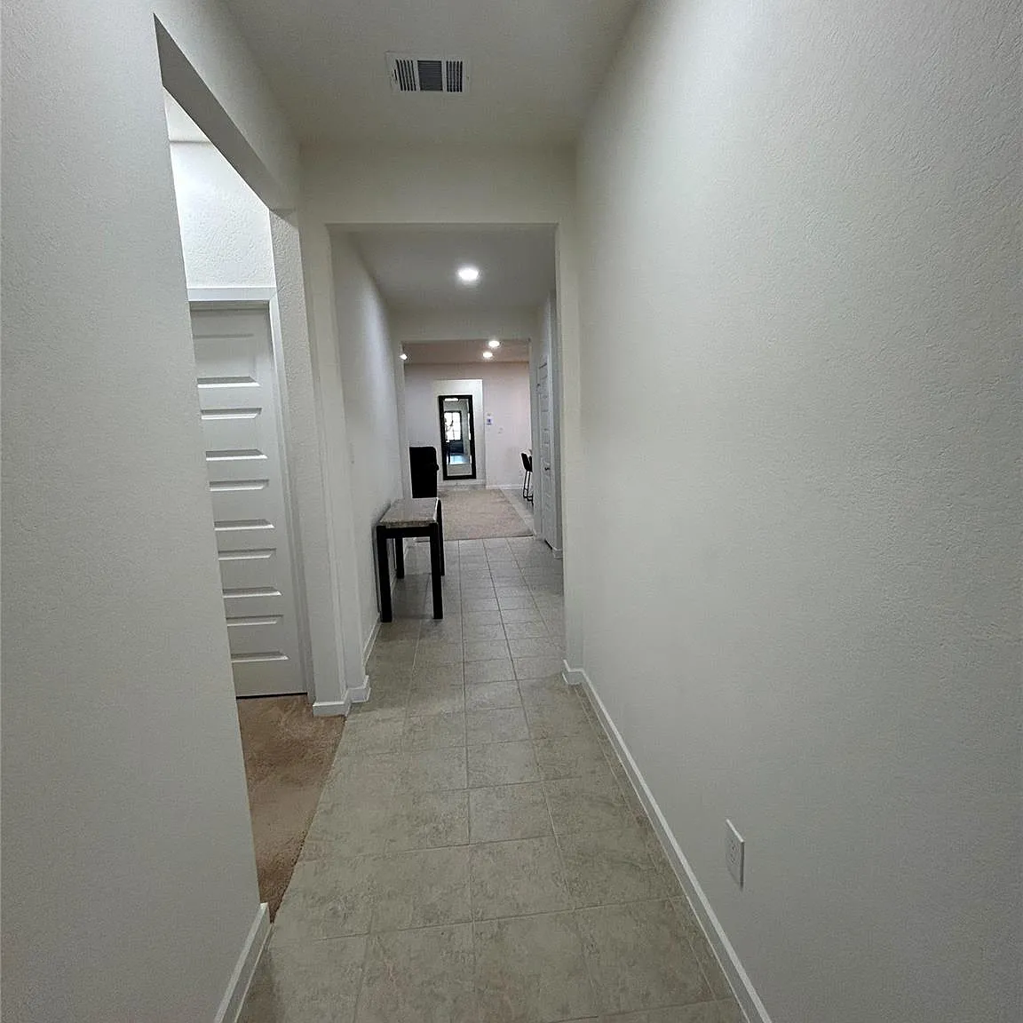 3 bed, 2.0 bath, 1830 sqft, $2,500 — Photo 4