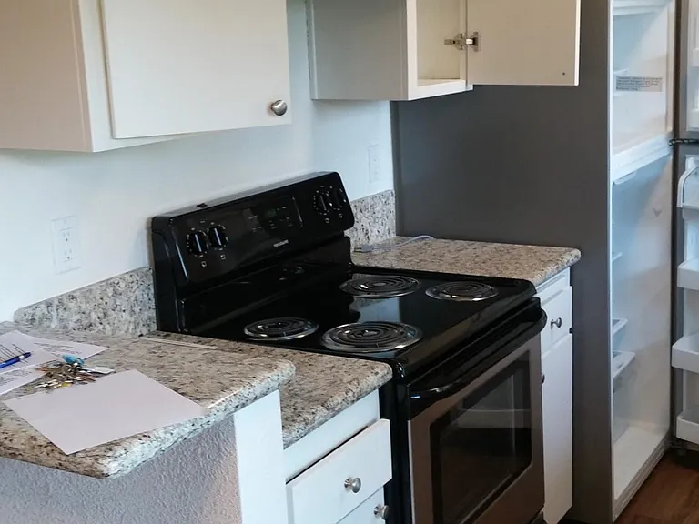 GRANITE COUNTER TOPS