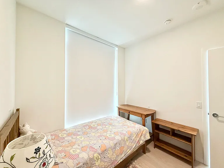 8415 Granville St #507 — Photo 10