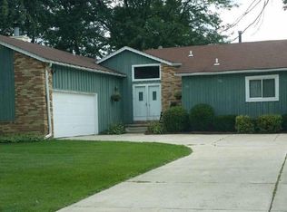 8640 Burneth Dr, Milan, MI 48160