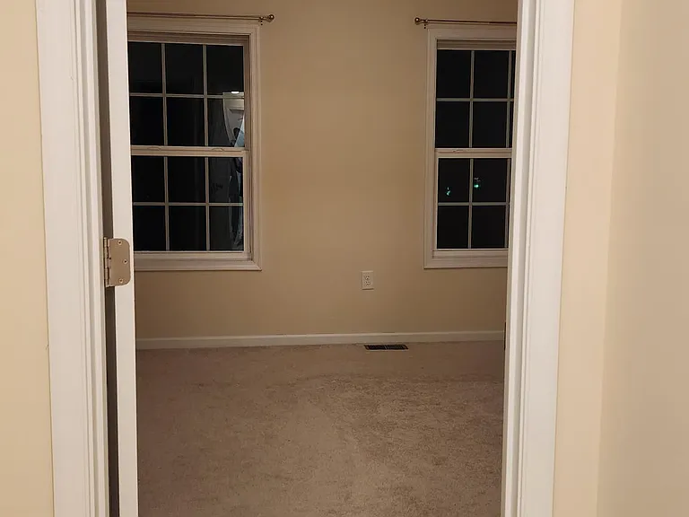 entrance to master bedroom