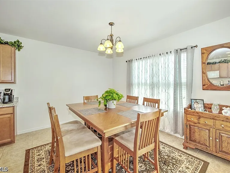 3200 Birch Tree Ln — Photo 16