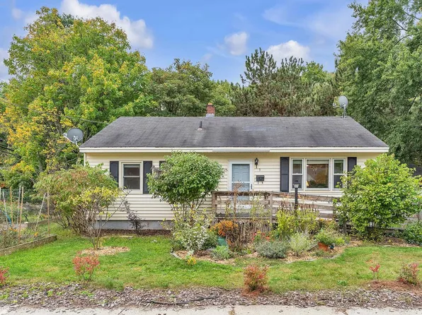 5 Hardy Avenue, Burlington, VT 05408