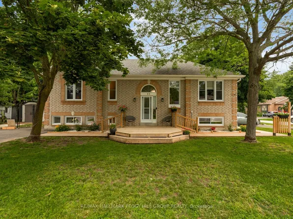 52 Harbour Cres, Wasaga Beach, ON L9Z 1G5