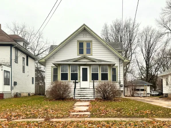 1012 Saint Joseph Ave, Albert Lea, MN 56007