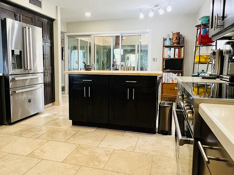 4115 N 87th Pl — Photo 14
