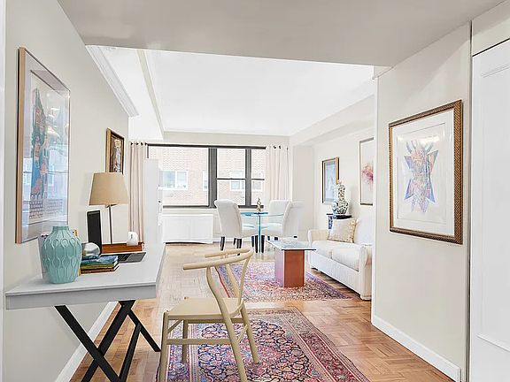 2nd image of 175 E 74th St APT 15B