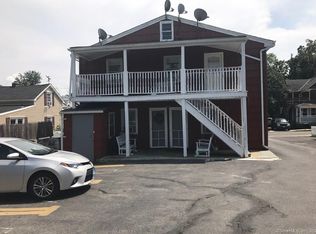 32 Limerick St #2B, Stamford, CT 06902