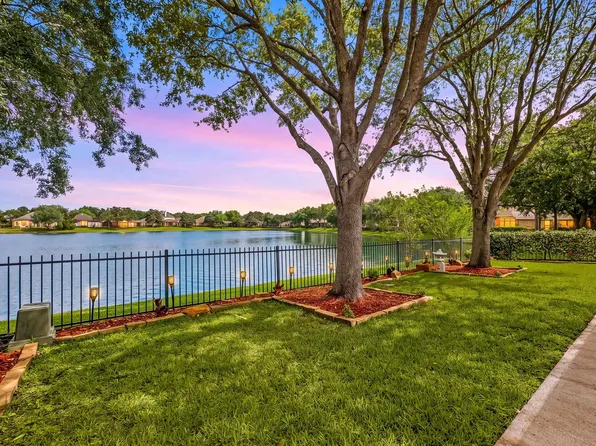 25826 Riverside Creek Dr, Richmond, TX 77406