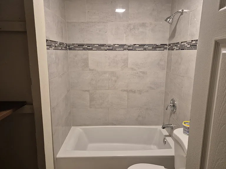 353 Lagro Ave — Photo 12