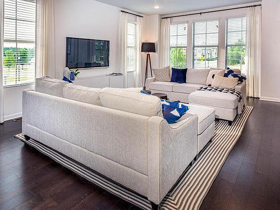 Carver Hills Somerset Living Area