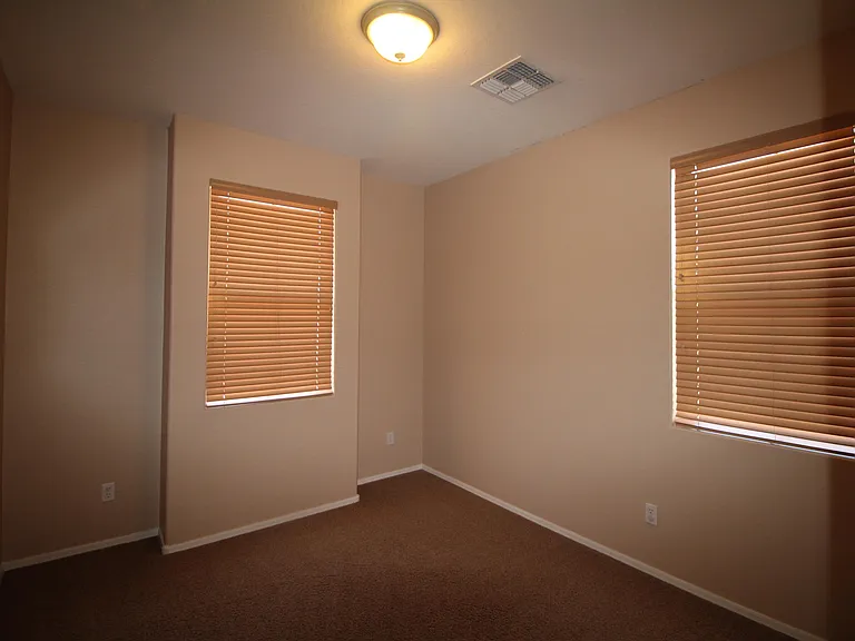3808 E Flower Ct — Photo 10