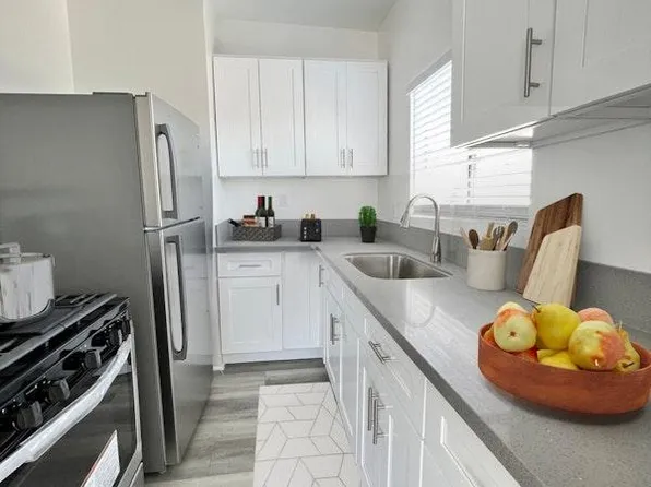 Loma Lake Apartments