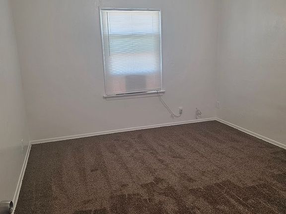 5th image of 2618 Nelson St APT B