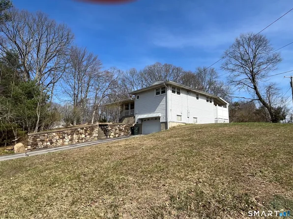 24 Rozum Circle, Prospect, CT 06712