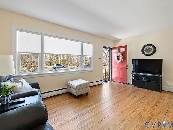 4th image of 2635 Traymore Rd