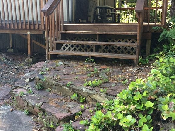 5th image of 100 N Quinault Pl