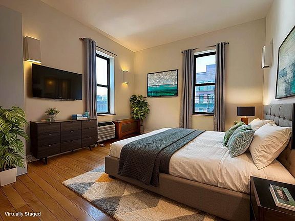 4th image of 101 E 116th St #50G