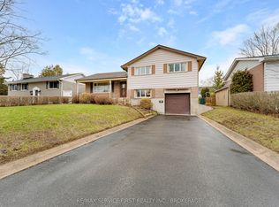 114 Braemar Rd, Kingston, ON K7M 4B6