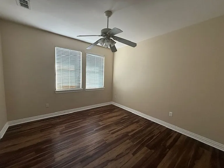 2319 Independence Blvd — Photo 10