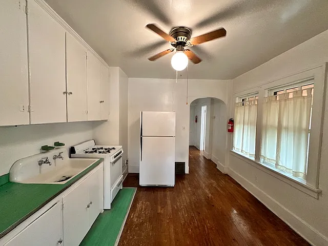 1 bed, 700 sqft, $1,295 — Photo 4