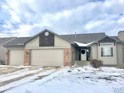 7901 S Brett Ave, Sioux Falls, SD, 57108