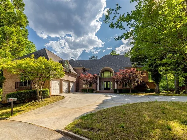 1483 Jones Rd, Roswell, GA 30075