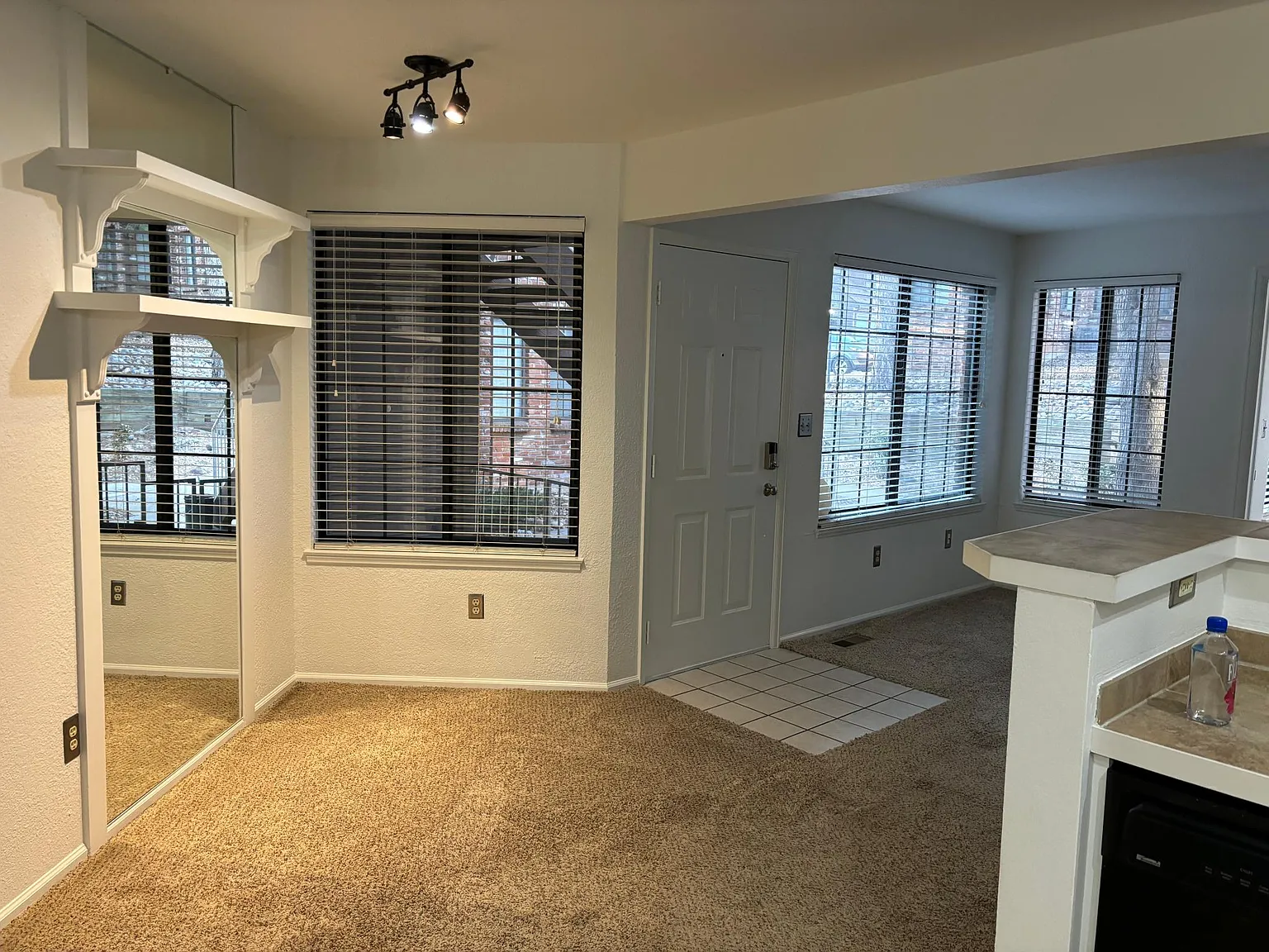 828 S Vance St — Photo 3