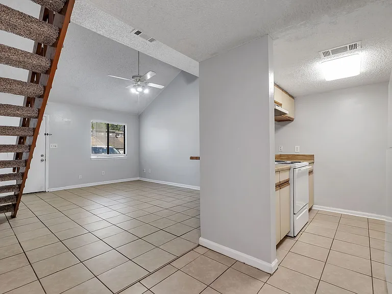 2189 Sandpiper St — Photo 6