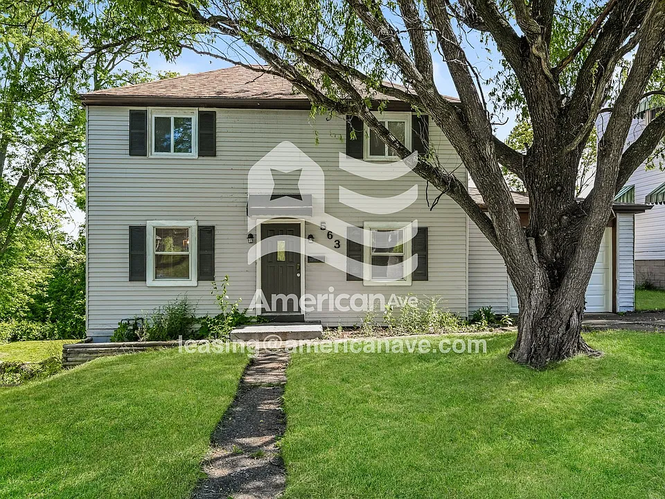 563 Independence Dr