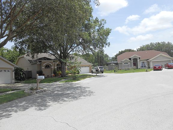 2nd image of 28751 Creekwood Dr