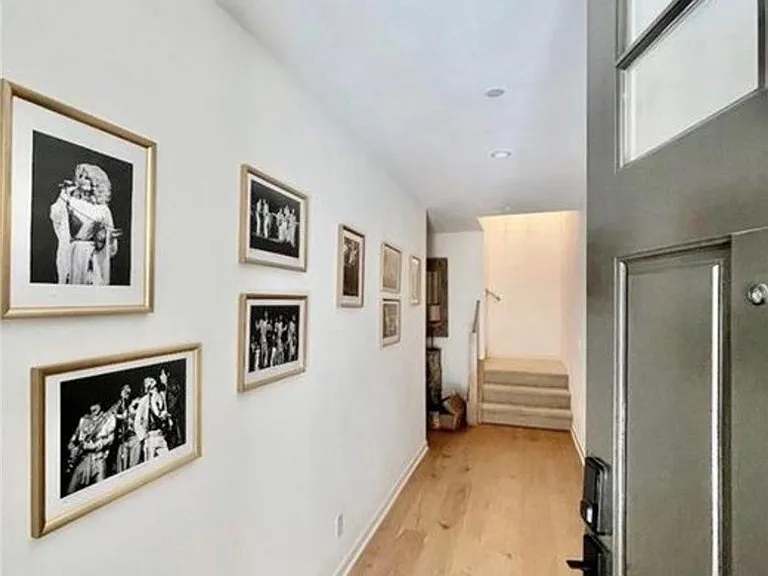 1211 Winslow Dr — Photo 4