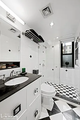 Sold by Keller Williams NYC | media 16