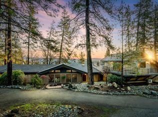20990 Tiger Tail Rd, Grass Valley, CA 95949