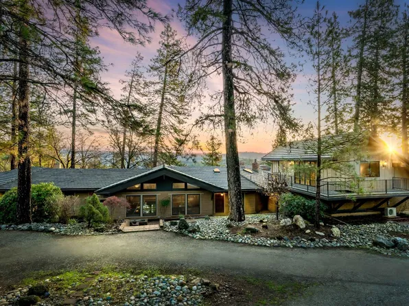 20990 Tiger Tail Rd, Grass Valley, CA 95949