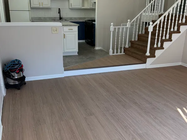4646 Stauffer Ave SE, Grand Rapids, MI 49508