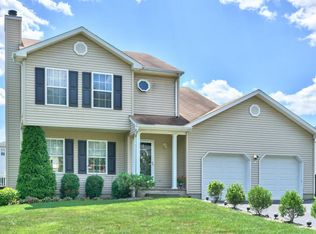 63 Diamond Ln, Howell, NJ 07731