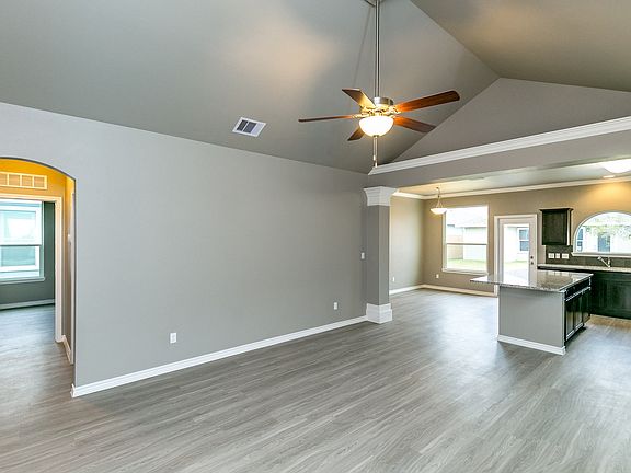 5th image of 7426 Kolda Dr