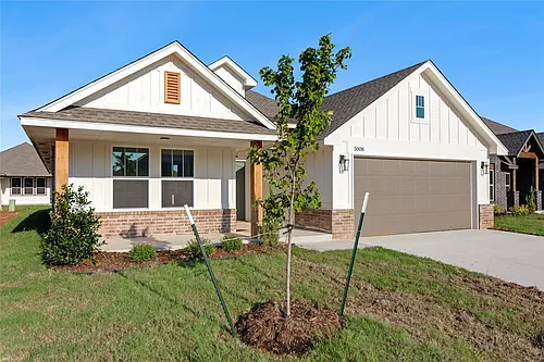 5008 Misty Wood Ln Photo 1