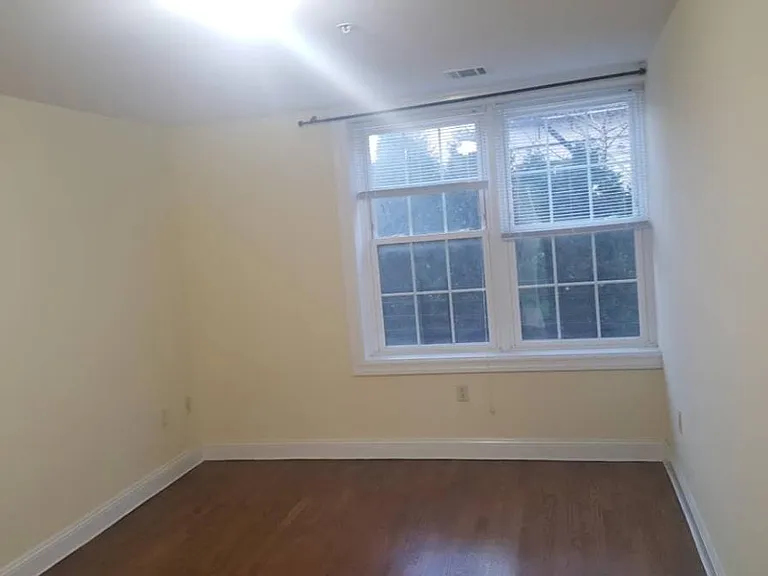 41 Broadway #104 — Photo 18