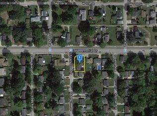 2325 W Memorial Dr, Muncie, IN