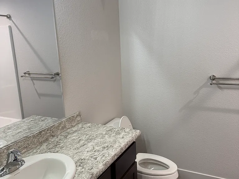 143 Railroad Ave — Photo 14